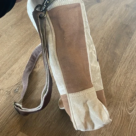 Myra Bag Western Leather Shoulder Bag  Canvas Crossbody Bag - Picture 14 of 15